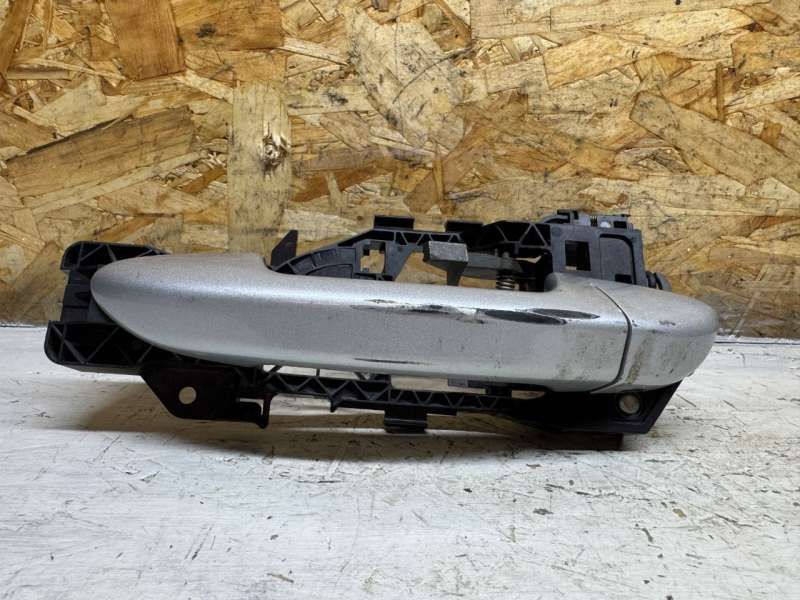 ручка наружная Volkswagen Passat B6 2008, 3C0837885H - фото №1