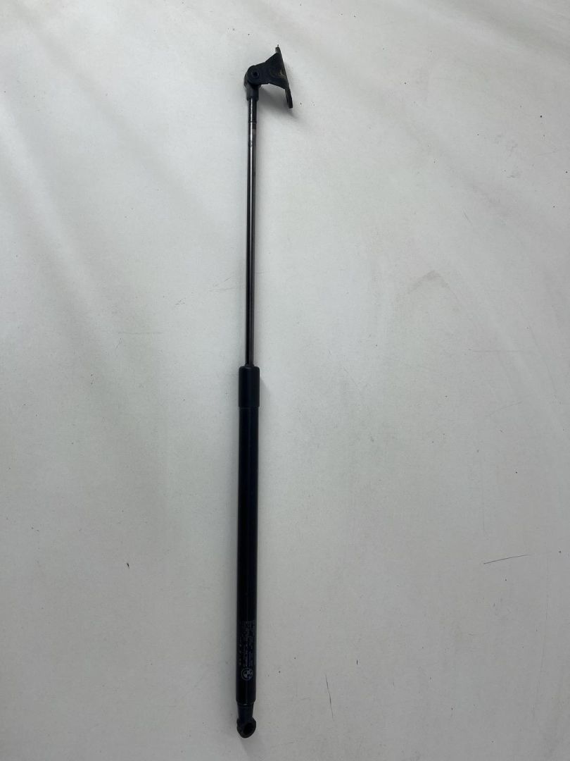амортизатор крышки багажника (3-5 двери) BMW i3 L01 2015, электро, 51247296775, 7296775 - фото №1