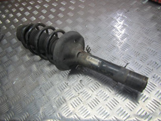 стойка передняя левая Volkswagen Golf 3 поколение 2000