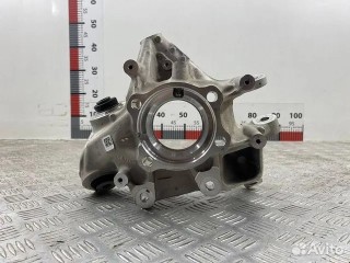 кулак задний правый BMW X5 G05 (2018 - 2026), 33306876652