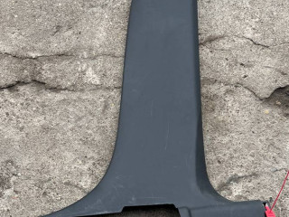 обшивка стойки центральной правой Buick Encore 1 поколение [рестайлинг] 2019, 1.4 л., бензин, АКПП, внедорожник 5 дв.