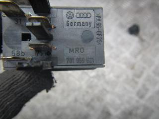 кнопка обогрева заднего стекла Volkswagen Transporter T4 1995, 1.9 л., дизель, МКПП, микроавтобус, 701959621