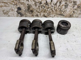 поршень Hyundai Santa Fe 3 поколение (DM) 2012, 2.0 л., CRDi, дизель, 234102F902, 234102F903, 234102F904, 235102F000, 234122F000, 230402F901, 230402F902