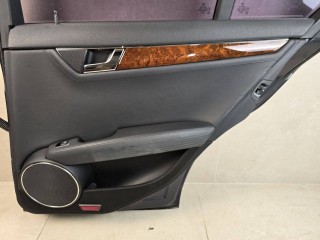 обшивка двери задняя правая Mercedes-Benz C AMG W204 2009, 6.3 л., бензин, АКПП, серый, седан, задний привод