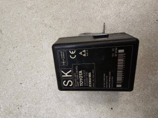 блок управления центральным замком Toyota 2022, 2.8 л., 1GD-FTV, дизель, АКПП, красный, пикап, полный привод, правый руль, 897400K310