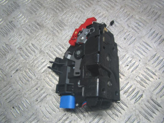 замок двери передней левой Volkswagen Golf 4 поколение 2004, 3D1837016AC