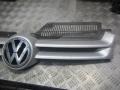 решетка радиатора Volkswagen Golf 4 поколение 2005, 1.6 л., бензин, МКПП, хетчбэк 5 дв., 1K0853651K - фото №2