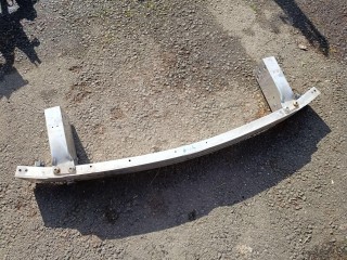 усилитель бампера переднего Infiniti QX30 1 поколение 2018, 2.0 л., бензин, A2466201834