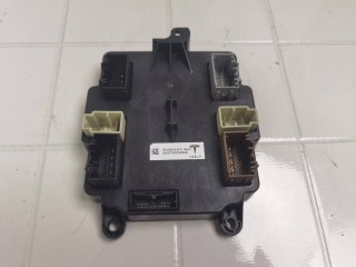 модуль управления двери Tesla Model X 1 поколение 2018, L1S, АКПП, хетчбэк 5 дв., полный привод, 1062056-00-D, 182970003420