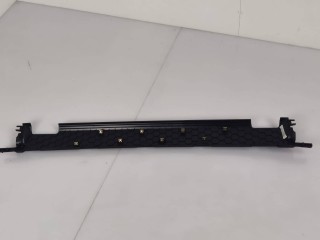 Накладка дверного проёма Tesla Model X 1 поколение 2018, L1S, АКПП, хетчбэк 5 дв., полный привод, 1105135-00-E