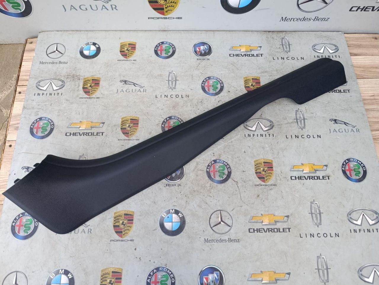 накладка на порог внутренняя BMW 4 серия G22/G23 2022, 3.0 л., бензин, c4f, кабриолет, полный привод, 7491189 - фото №1