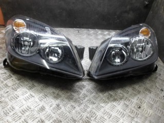 фара Opel Astra H 2006, 1.9 л., дизель, МКПП, универсал