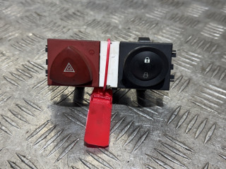 кнопка аварийной сигнализации Renault Megane 2 поколение [рестайлинг] 2007, 1.5 л., K9K 724, дизель, 5МКПП, хетчбэк 5 дв., 88040001