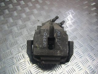 суппорт передний правый BMW X1 E84 2010, 2.0 л., дизель, АКПП, внедорожник 5 дв.