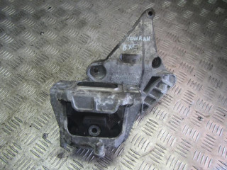 кронштейн двигателя Volkswagen Touran 1 поколение 2005, 1.9 л., дизель, 1K0199262AS, 03G199207A