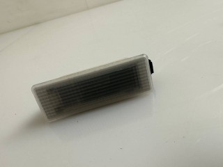 фонарь салона (плафон) BMW 4 серия F32/F33 [рестайлинг] 2019, 2.0 л., B47 D20 A, дизель, АКПП, синий, лифтбэк, полный привод, правый руль, 63316972605