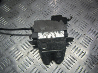 замок багажника Mercedes-Benz C-Класс W203/S203/CL203 2001, 2.0 л., бензин, МКПП, хетчбэк 5 дв., A2037400135