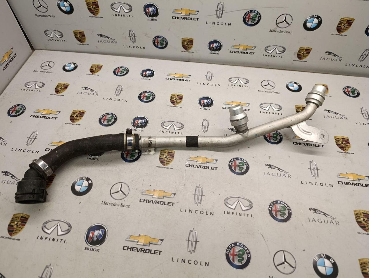 патрубок радиатора Alfa Romeo Giulia 2 поколение 2019, 2.9 л., бензин, 50547687 - фото №1