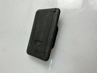 Заглушка VIN номера Maserati Levante 1 поколение 2017, 3.0 л., A630HP, дизель, АКПП, blue, внедорожник 5 дв., полный привод, правый руль, 673007277, 735410330