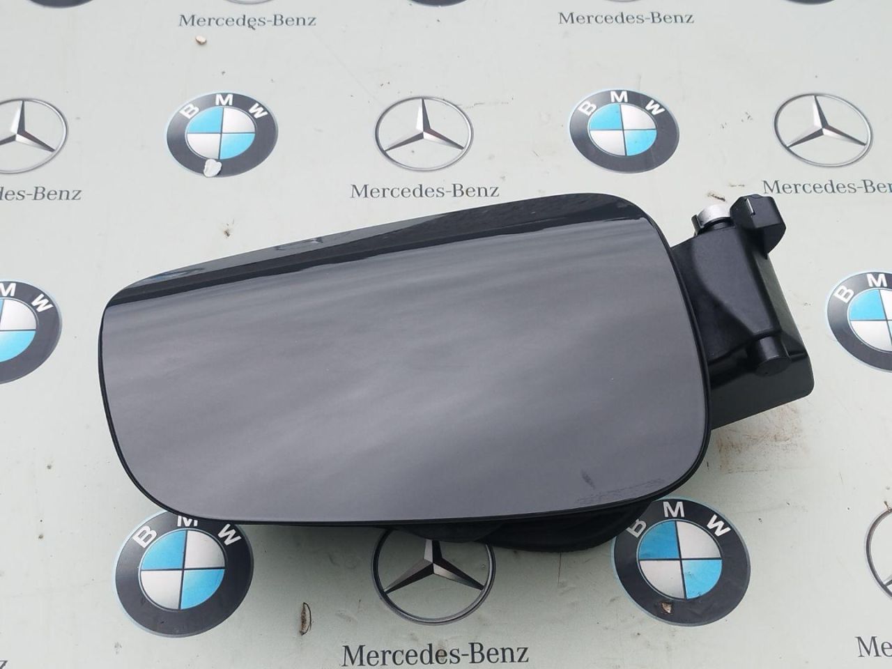 лючок топливного бака BMW 2022, 3.0 л., B58B30C, бензин, АКПП, c36, купе, полный привод, 7440405, 7440407 - фото №1
