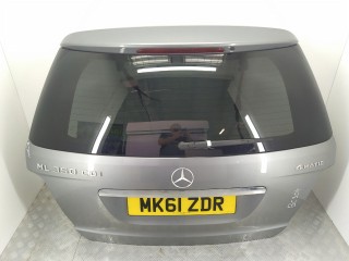крышка багажника (дверь 3-5) Mercedes-Benz M-Класс W164 [рестайлинг] 2011, 3.0 л., TD, дизель, АКПП, полный привод