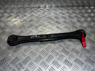 рычаг задний Land Rover Freelander 2 поколение 2008, 2.2 л., 224DT, дизель, 6МКПП, внедорожник 5 дв.