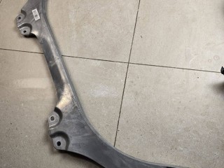 распорка стоек BMW 6 GT G32 2020, 2.0 л., бензин, АКПП, белый, задний привод, 7390311