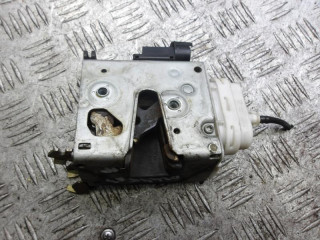 замок двери передней левой Audi A3 8L 1998, 1.8 л., бензин, АКПП, хетчбэк 5 дв., 8L1837015A