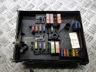 блок предохранителей Volkswagen Jetta 5 поколение 2007, 1.6 л., бензин, МКПП, седан, 1K0937125C