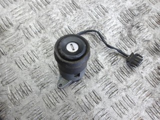 кнопка открытия багажника Audi A6 4A/C4 1995, универсал