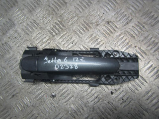 ручка наружная Volkswagen Jetta 6 поколение 2012, 1.2 л., бензин, МКПП, седан, 5N0837885H
