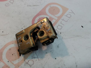 замок двери задней левой Volkswagen Passat B3 1990, 357839015D