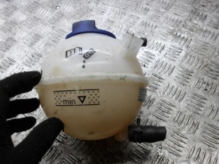 бачок расширительный Audi A3 8L 1997, 1.8 л., бензин, МКПП, хетчбэк 5 дв.