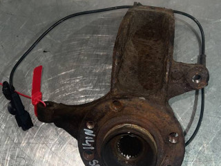 ступица передняя правая Renault Scenic 2 поколение [рестайлинг] 2007, 1.9 л., дизель, 5МКПП, минивэн