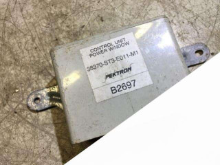 блок управления стеклоподъемниками Rover 400 Series 1 поколение 1998, 38370ST3E011M1