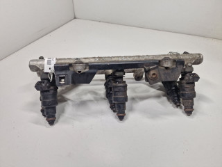 форсунка Peugeot 605 1 поколение [рестайлинг] 1996, 3.0 л., i, бензин, 058F, 2892