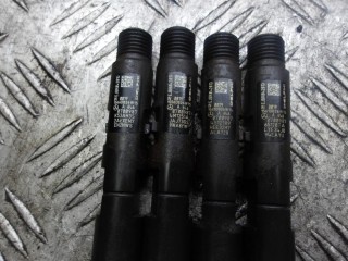 форсунка Mercedes-Benz C-Класс W204/S204 2007, 2.2 л., дизель, МКПП, универсал, A6460700987