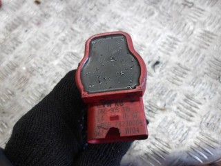 катушка зажигания Audi A4 B6 2005, 3.2 л., бензин, 06E905115