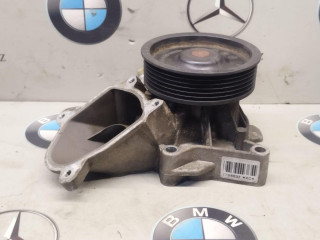 помпа BMW X3 E83 [рестайлинг] 2007, M57 306 D3, 7796537
