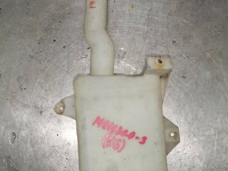 бачок омывателя Ford Mondeo 3 поколение 2003, 2.0 л., бензин, 5МКПП, зеленый, универсал, 1S7117618AC