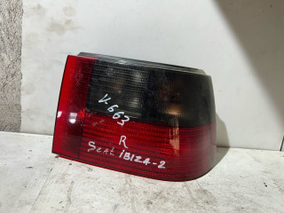 фонарь задний правый SEAT Ibiza 2 поколение 1998, 1.6 л., бензин, хетчбэк 5 дв.