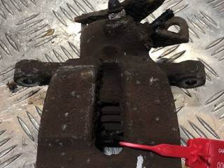 суппорт задний левый Renault Megane 3 поколение 2011, 1.6 л., бензин, МКПП, купе