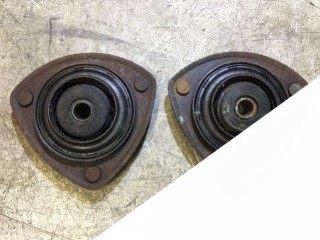 опора амортизатора верхняя (чашка) Land Rover Freelander 1 поколение 2000