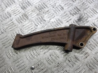 кронштейн полуоси Volkswagen Transporter T4 1999, 028409905