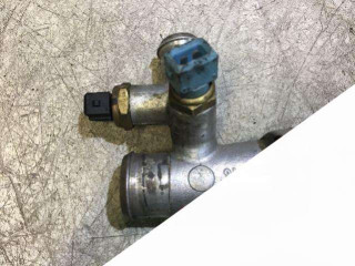 фланец (тройник) системы охлаждения Rover 25 1 поколение 2001, бензин, PEQ100570