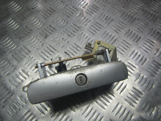 ручка крышки багажника Volkswagen Polo 4 поколение 2002, хетчбэк 5 дв., 6Q6827565E