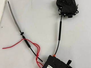 замок багажника Alfa Romeo Stelvio 1 поколение 2018, 2.1 л., дизель, АКПП, 505592930