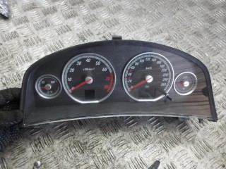 щиток приборов (приборная панель) Opel Signum C 2003, 2.0 л., бензин, МКПП, хетчбэк 5 дв., 13140907
