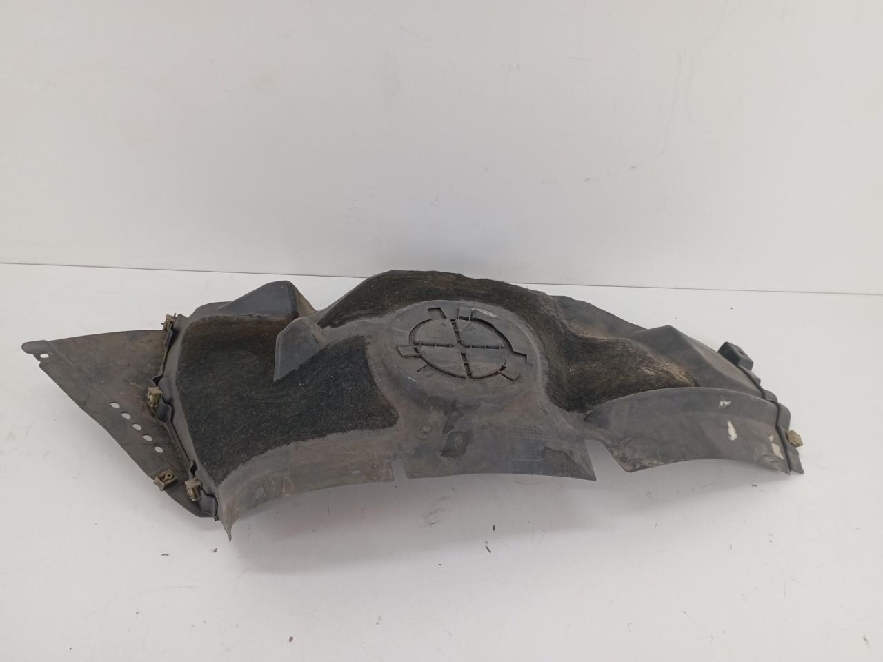 защита арок передняя левая (подкрылок) BMW i3 L01 2016, правый руль, 51717368599 - фото №1