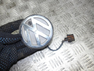 эмблема Volkswagen Golf 3 поколение 1999, 1.6 л., бензин, МКПП, универсал, 1J5827469